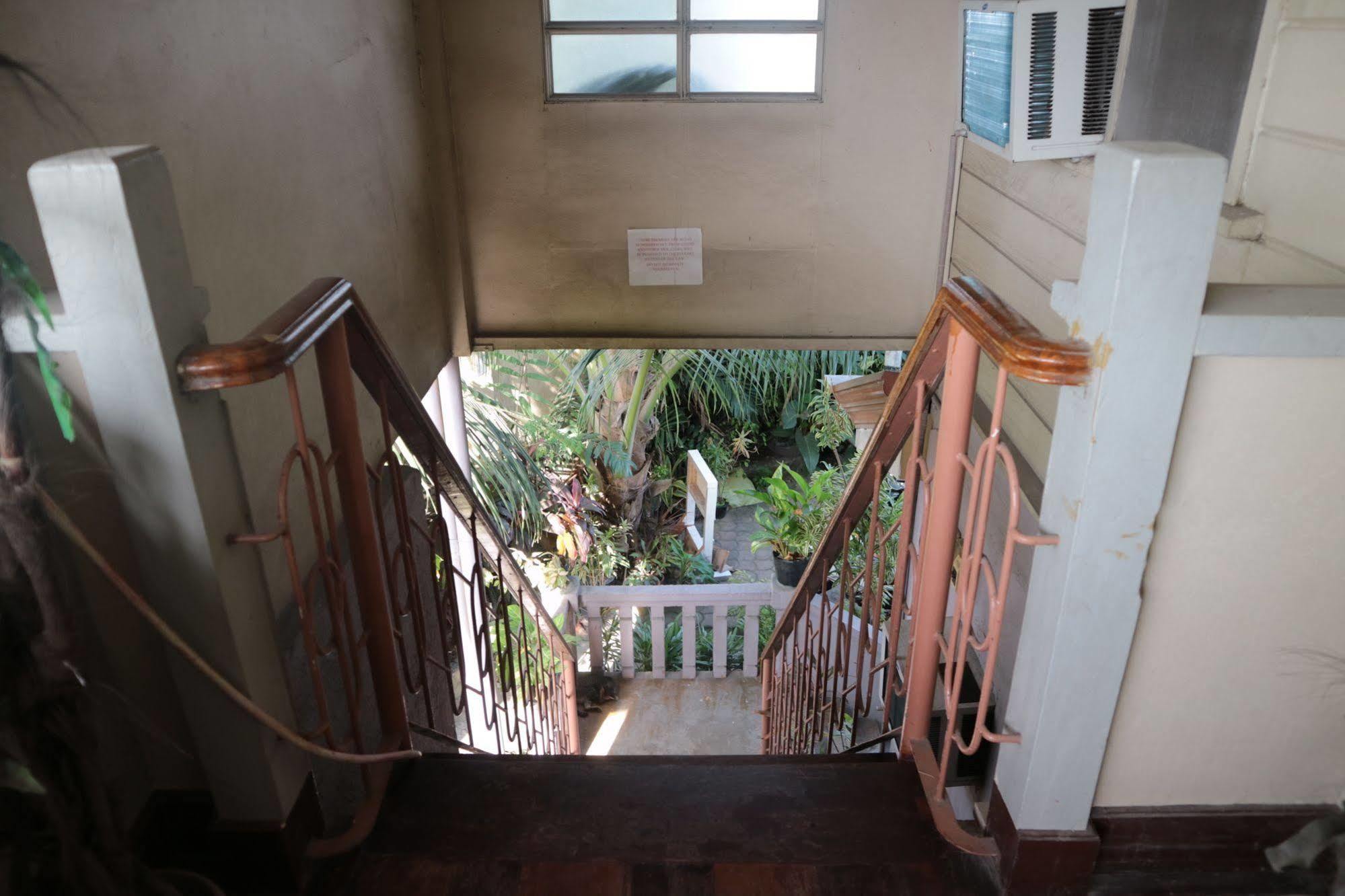 Newport Oak Pension Inn Ταγκμπιλαράν Εξωτερικό φωτογραφία
